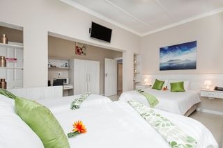 accommodation newton park family room1 newtondale 3